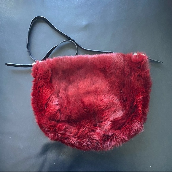 Genuine Fur Shoulder Bag by SPI 25 - Picture 2 of 11